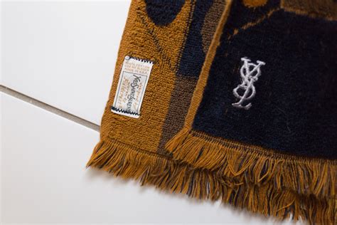 yves saint laurent towels